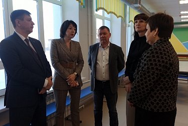 Обновленная школа открылась в Курманаевском районе